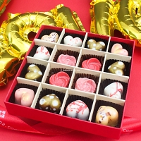 Sweet & Rosy Handmade 16pc Chocolate box